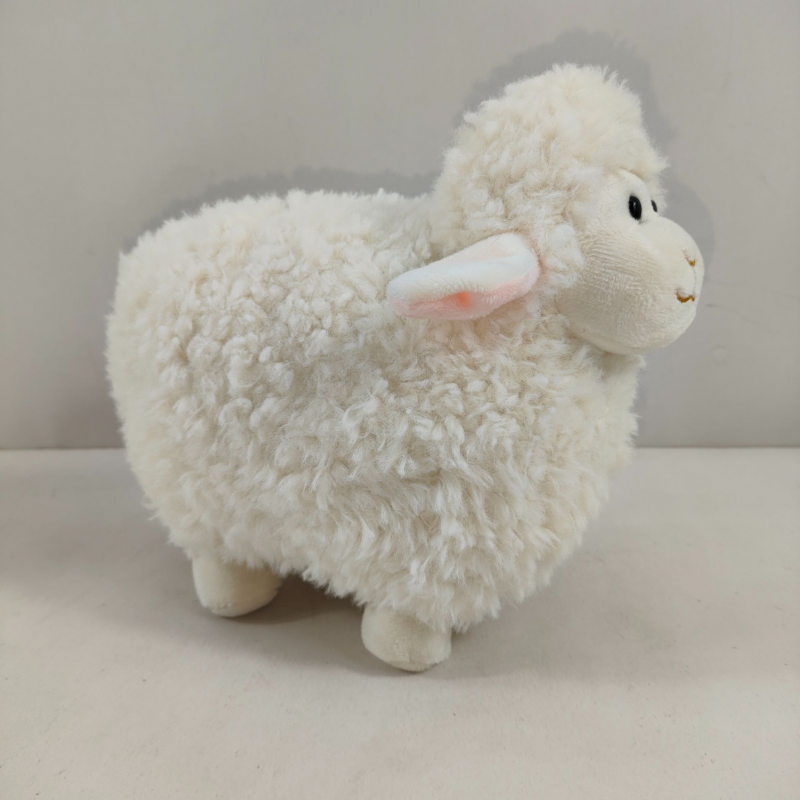 Плюшена овца Доли, бяла, 25 см