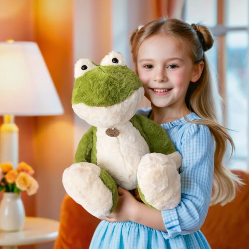 Плюшена жаба Кати с медальон, зелена, 30 см