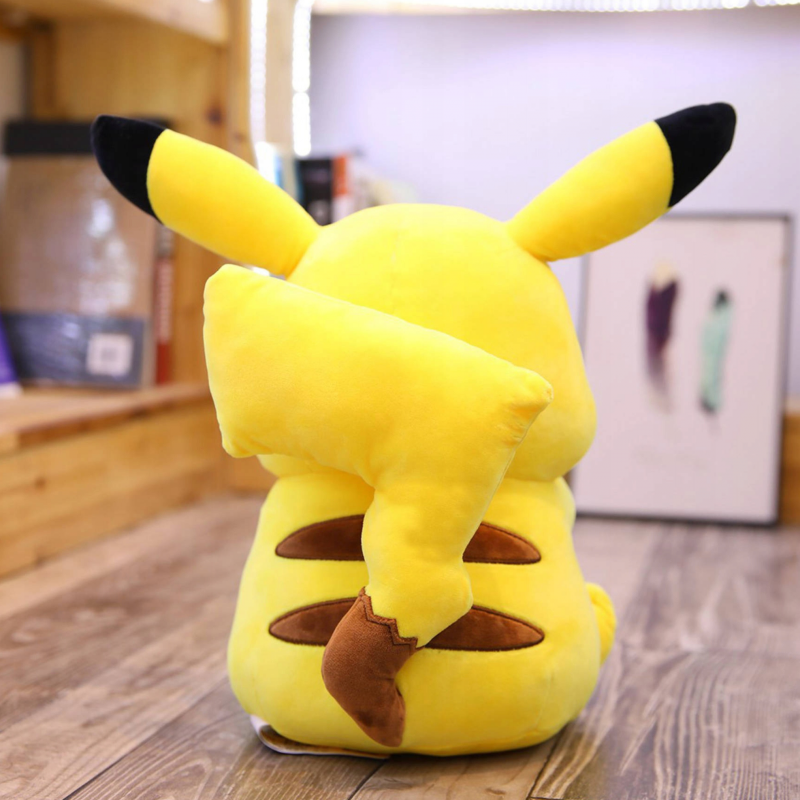 Плюшена играчка Пикачу, 28 см