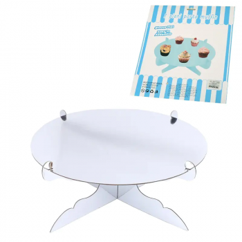 Стойка за сладкиши в цвят сребро