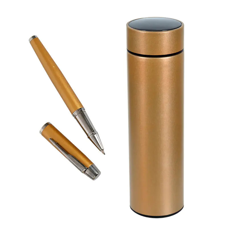 Подаръчен комплект - Честит Празник с пожелание за здраве, химикал и термос