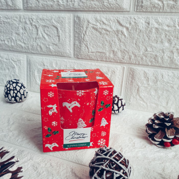 Коледна ароматна свещ в чаша, червена