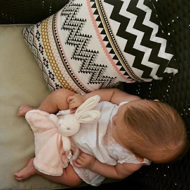 Мека играчка за гушкане зайче с надпис, розово, 25 см