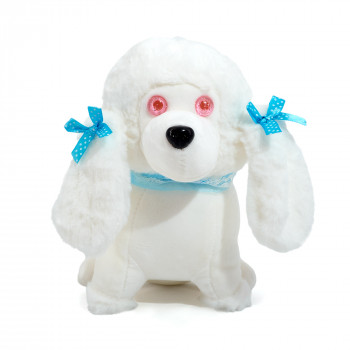 Плюшено куче пудел в бяло