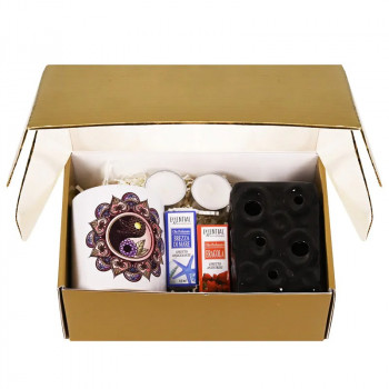 Комплект с аромалампа, чаша Мандала, 2 ароматни масла и 2 чаени свещи