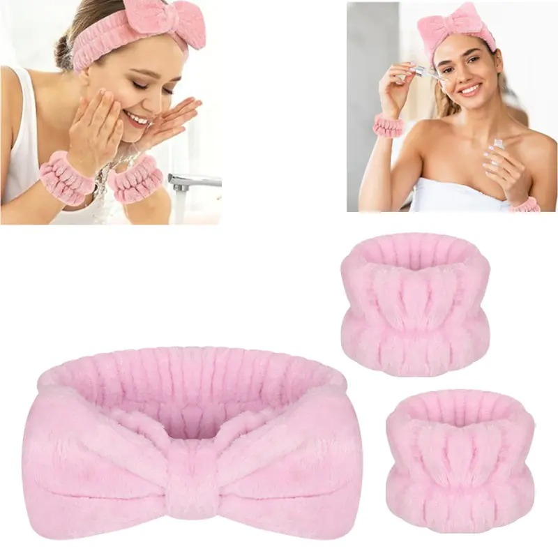 Подаръчен комплект за спа в розово и бутилка